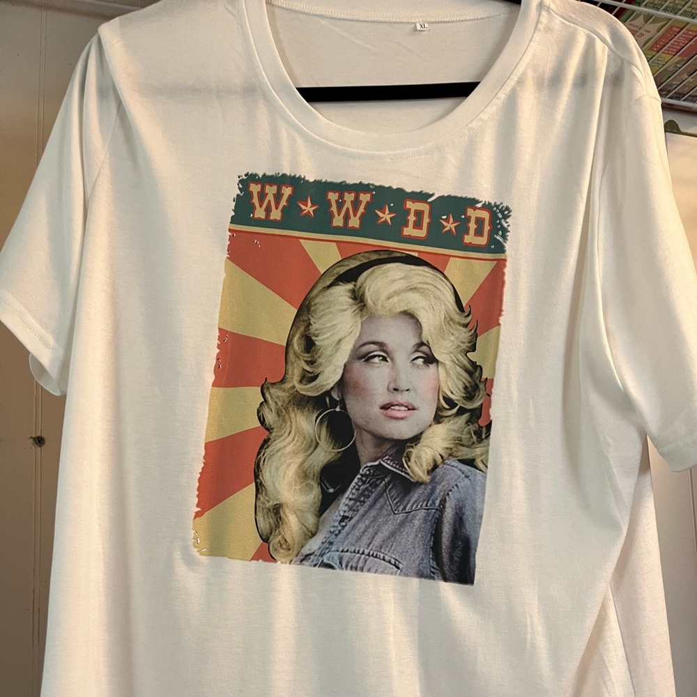 White Dolly Parton Shirt Womens XL “WWDD” What Would Dolly Do, from Boutique